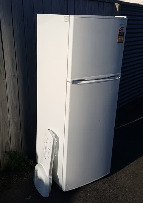 Rubbish/Recycling, a report photo
