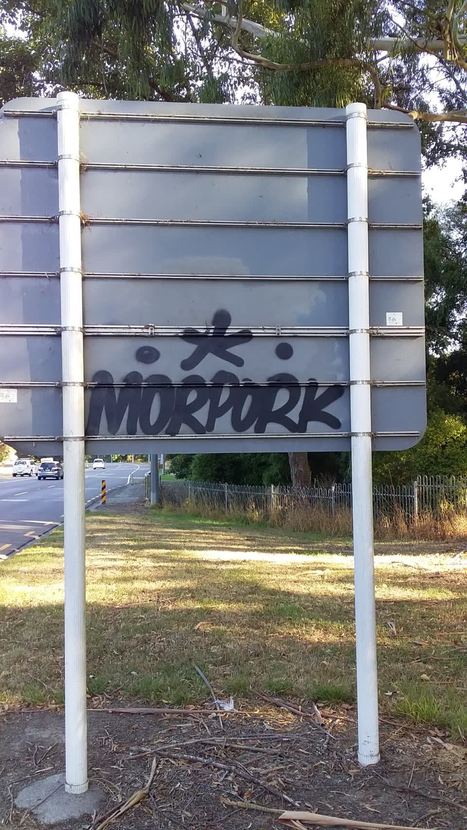 The photograph attached to this graffiti report
