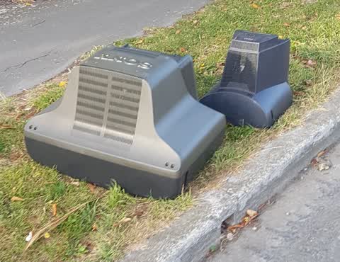 Rubbish/Recycling, a report photo
