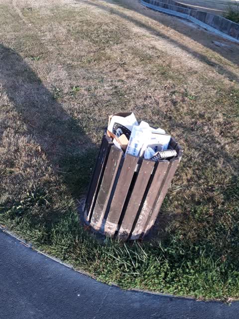 Rubbish/Recycling — a report photo