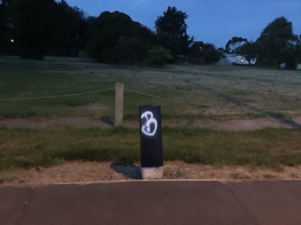 The photograph attached to this graffiti report