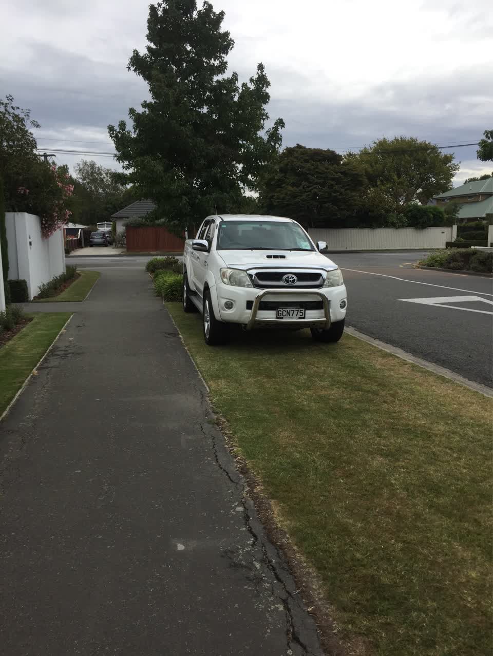 The photograph attached to this roading/streets report