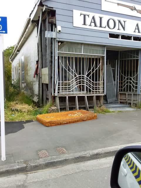 Rubbish/Recycling, a report photo