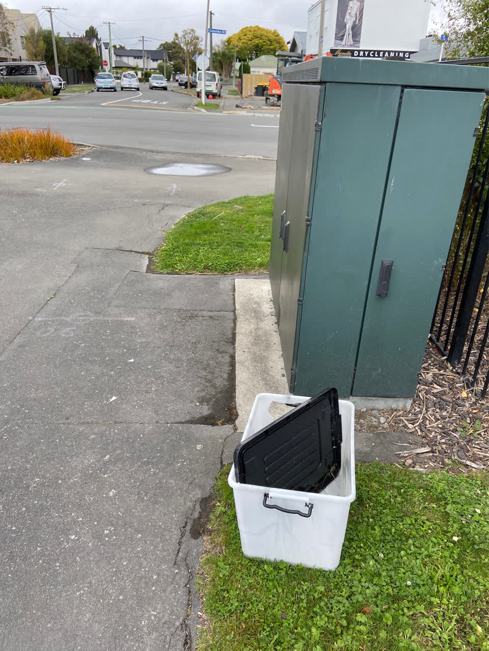 The photograph attached to this rubbish/recycling report