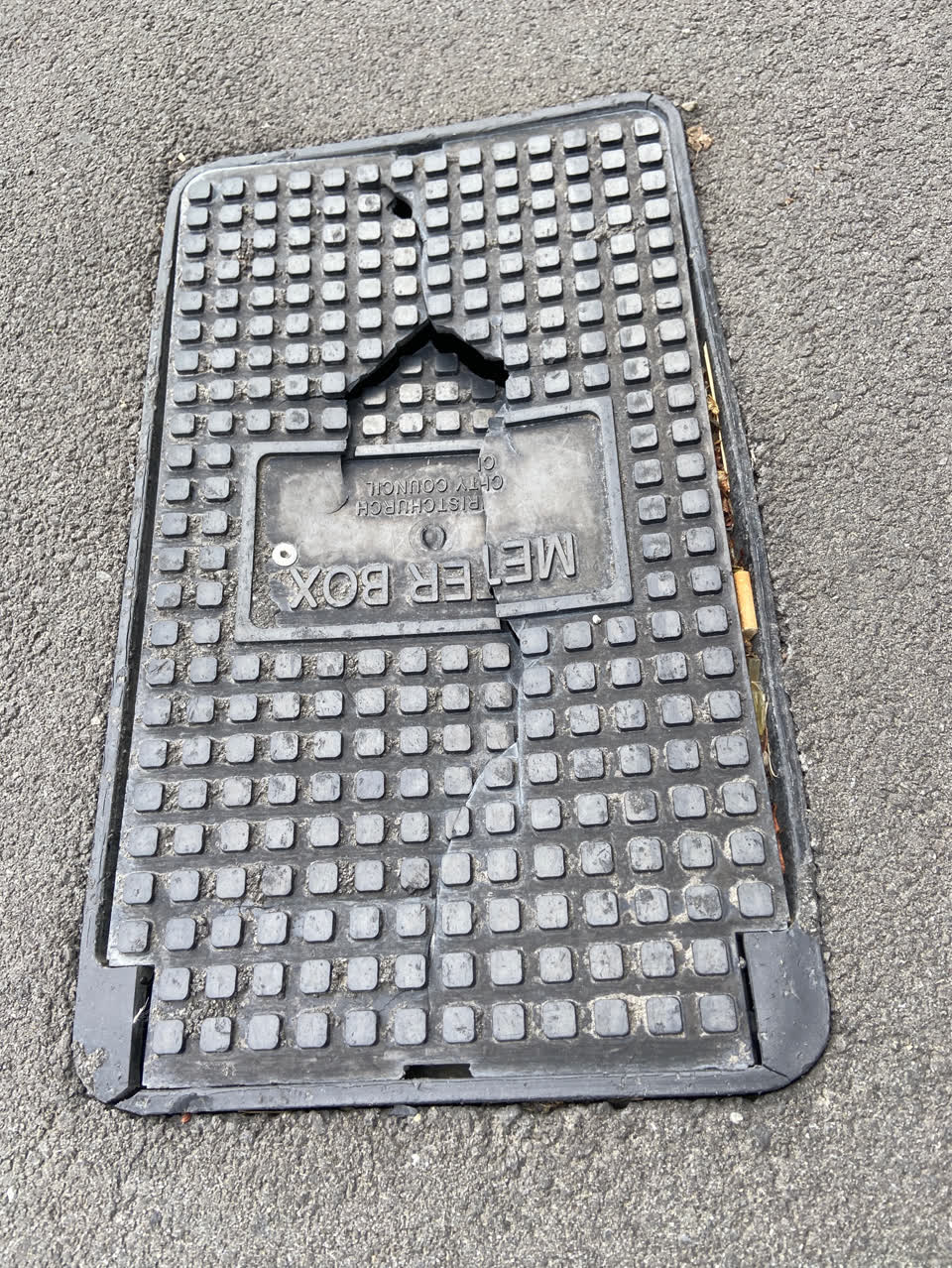 The photograph attached to this roading/streets report