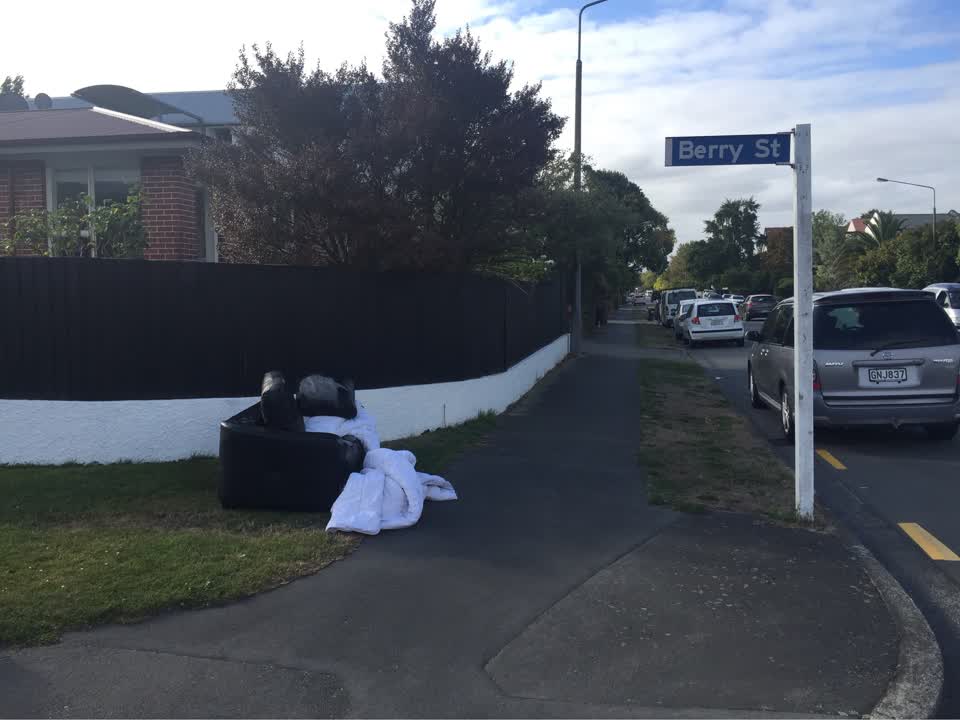 The photograph attached to this rubbish/recycling report