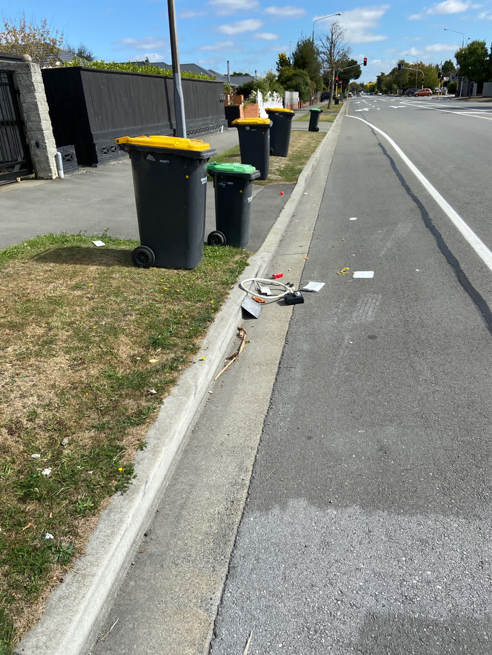 The photograph attached to this rubbish/recycling report