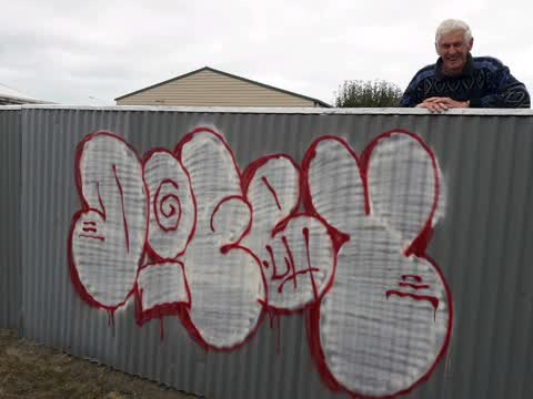 Graffiti, a report photo