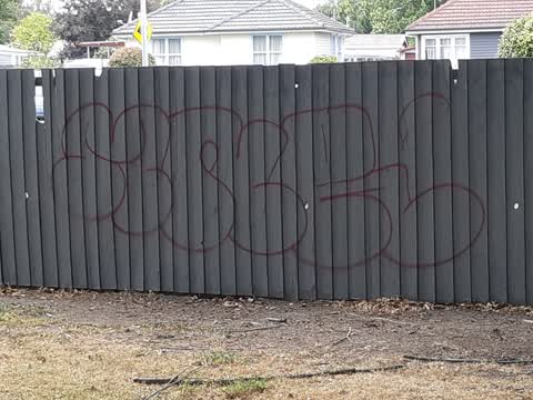 Graffiti, a report photo