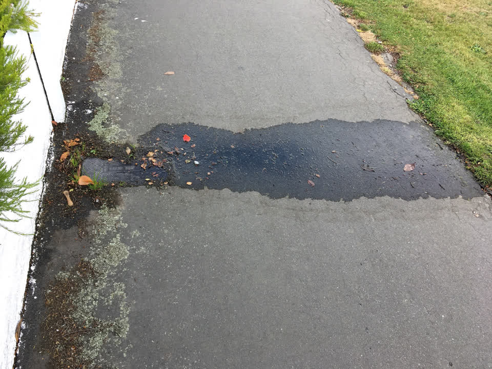The photograph attached to this water supply report
