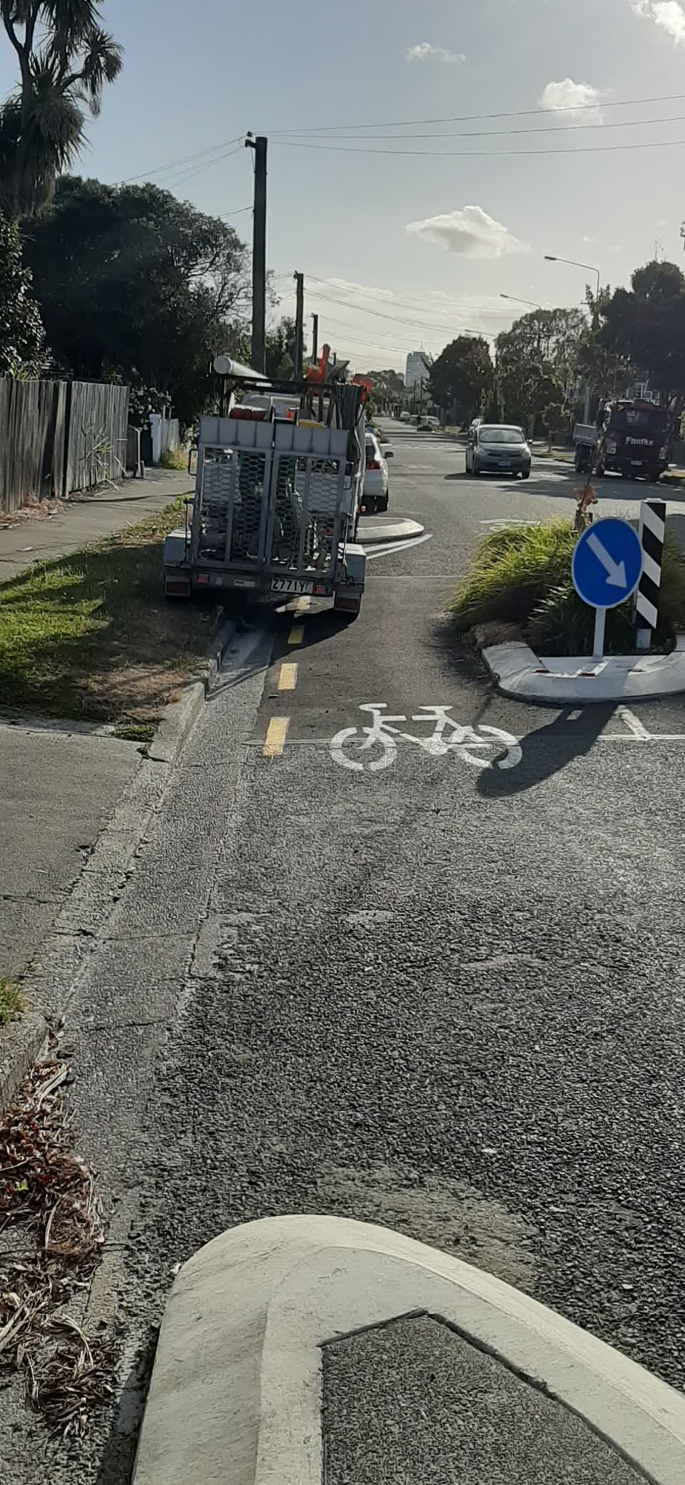 The photograph attached to this roading/streets report