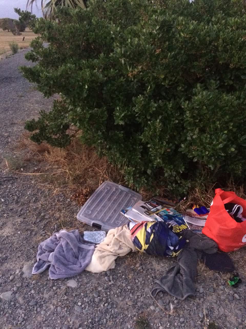 The photograph attached to this rubbish/recycling report