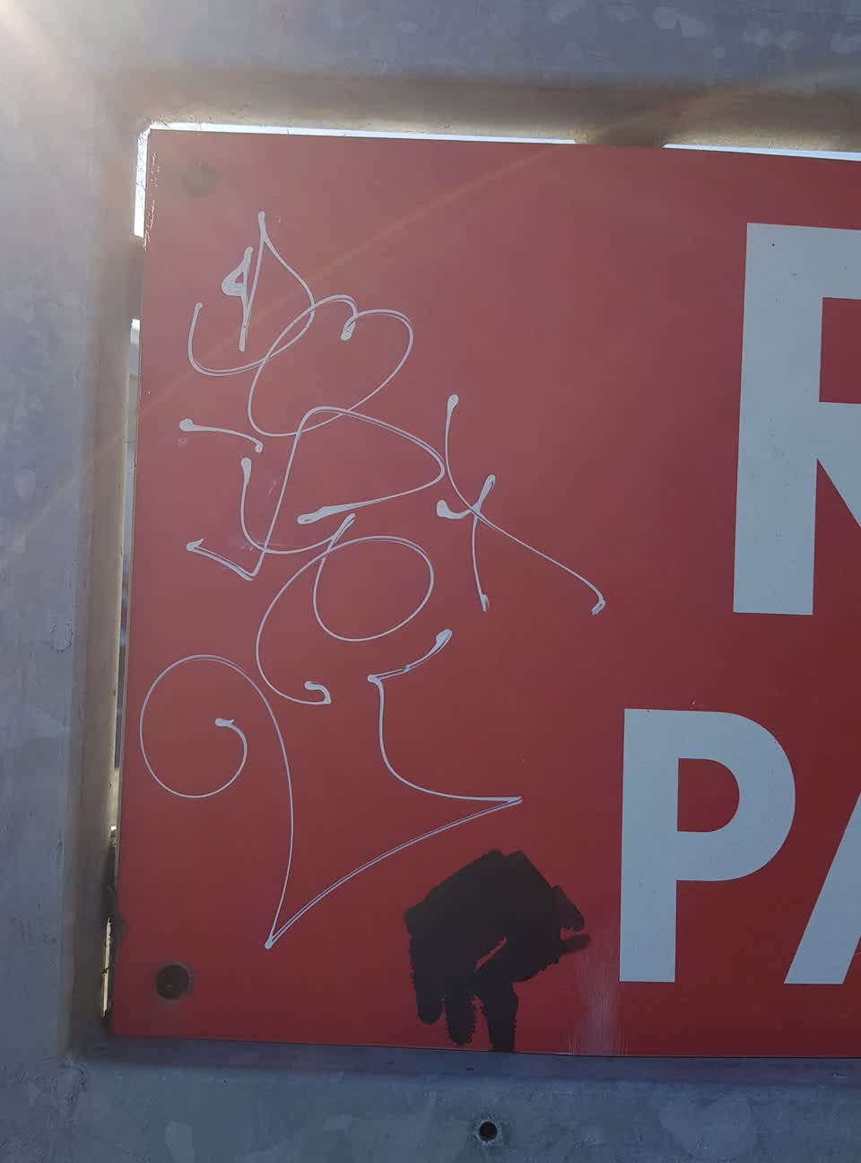 The photograph attached to this graffiti report