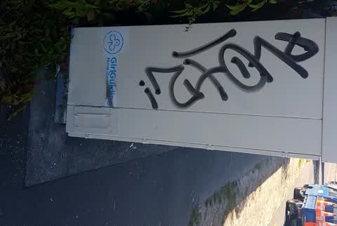 Graffiti — a report photo