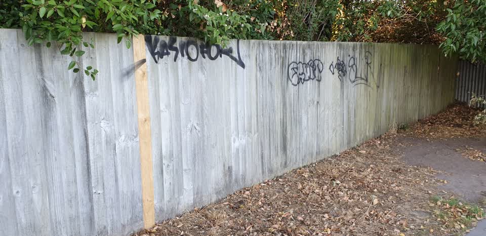 The photograph attached to this graffiti report