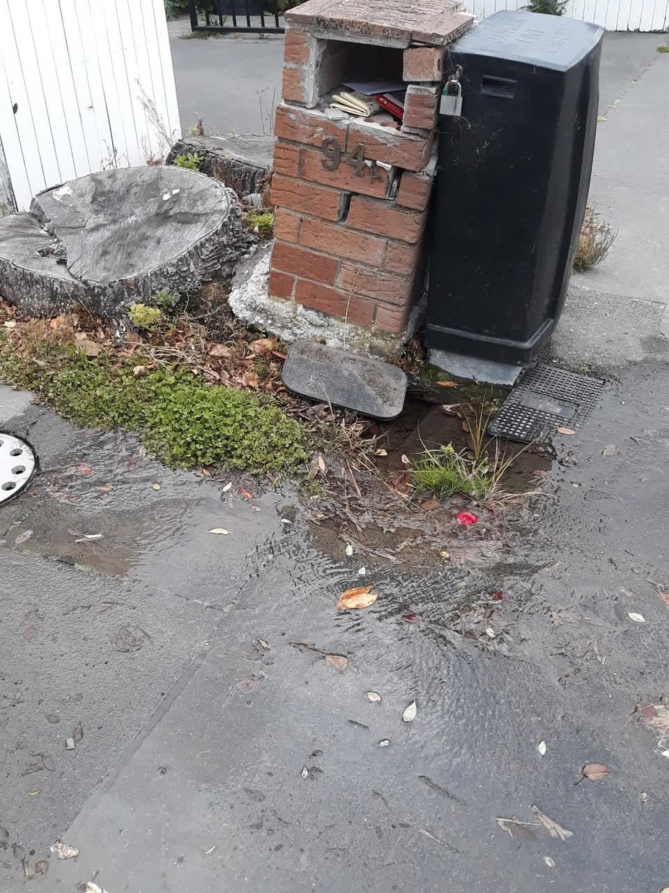 The photograph attached to this flooding report