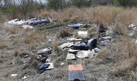 Rubbish/Recycling, a report photo