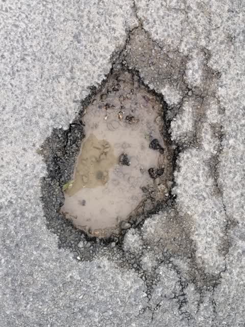 Roading/Streets, a report photo