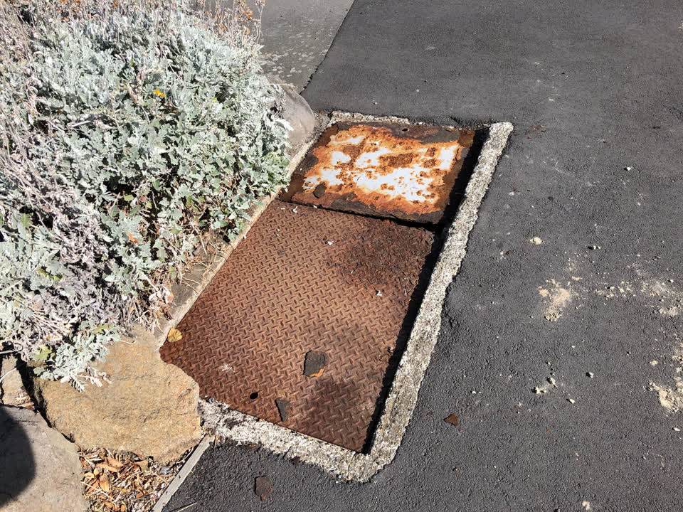 The photograph attached to this water supply report