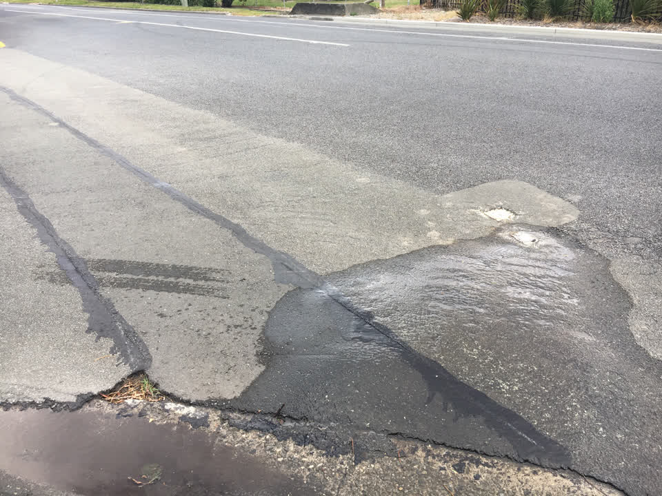 The photograph attached to this water supply report