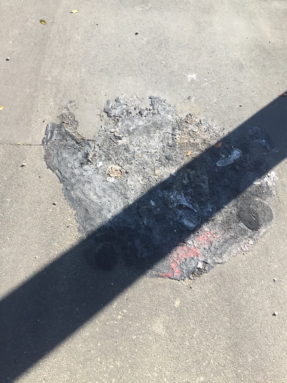 The photograph attached to this roading/streets report
