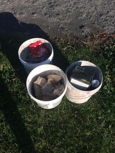 Rubbish/Recycling, a report photo