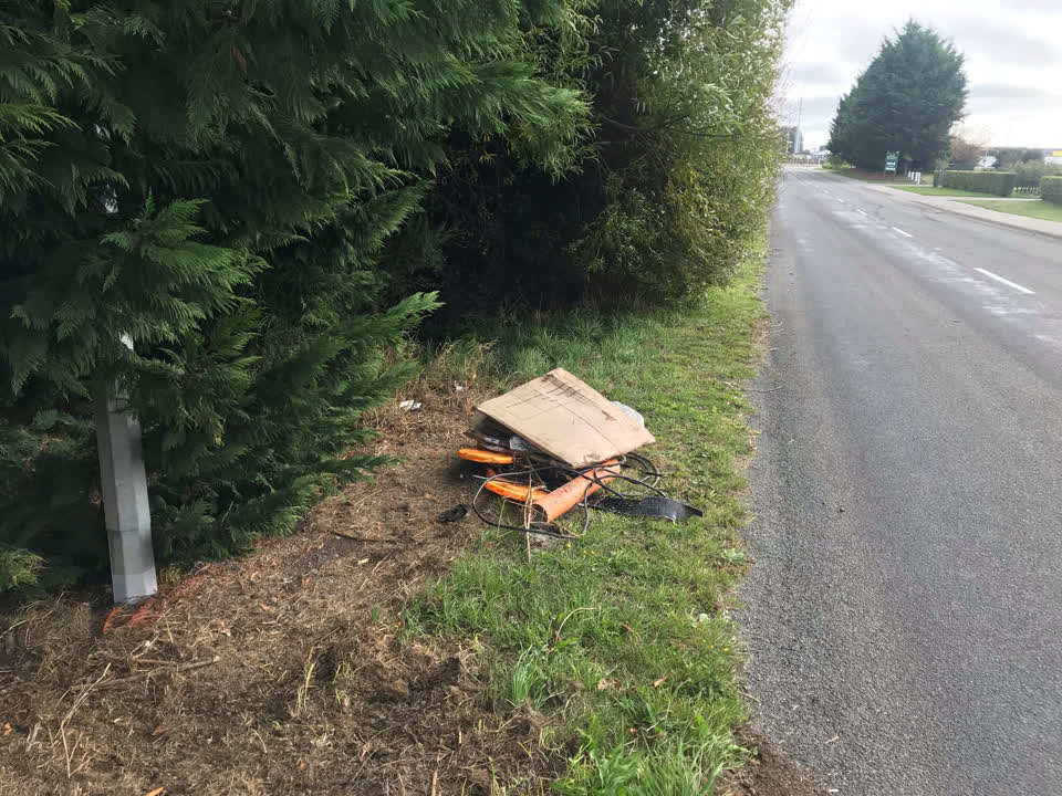 The photograph attached to this roading/streets report