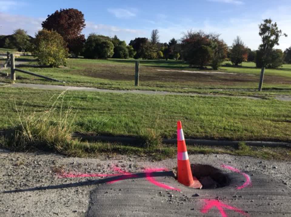 The photograph attached to this roading/streets report