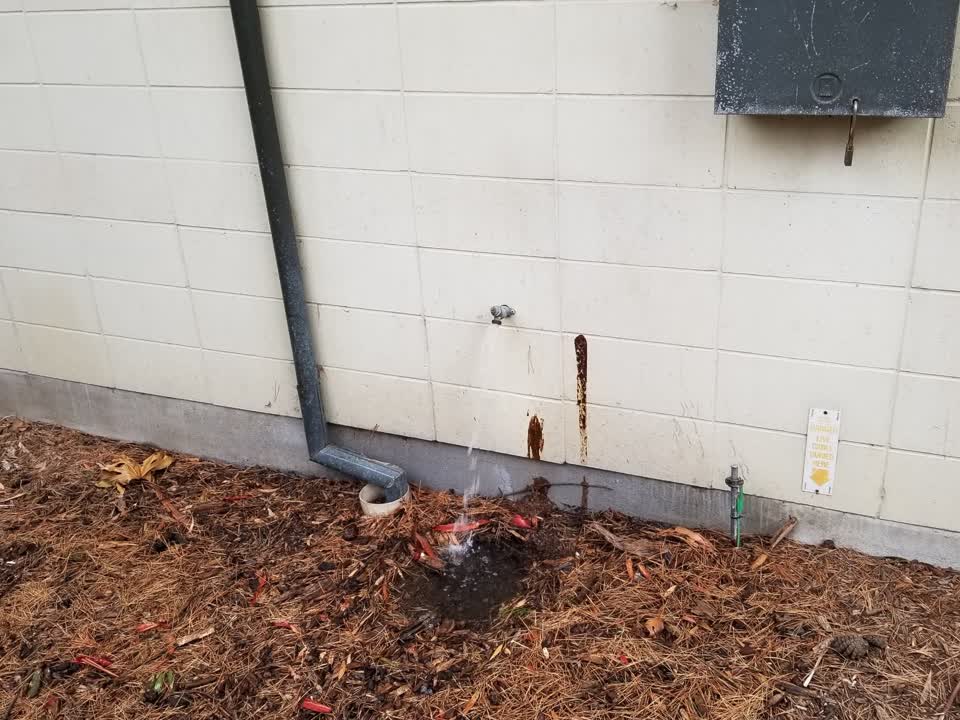 The photograph attached to this water supply report