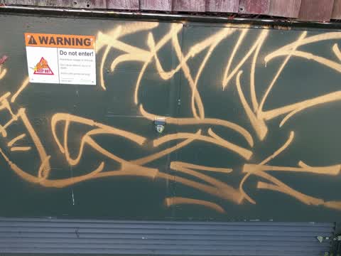 Graffiti, a report photo