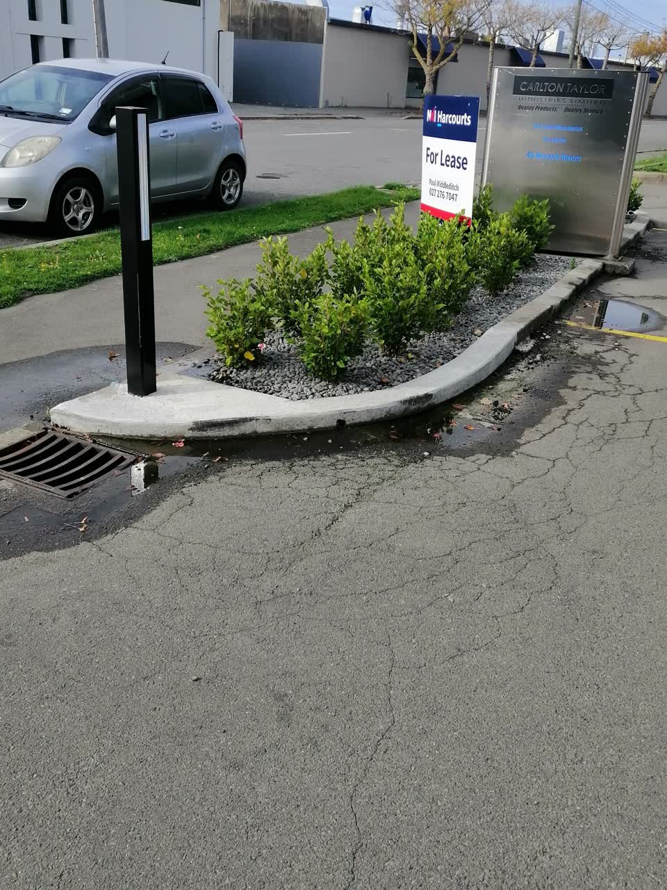 The photograph attached to this water supply report