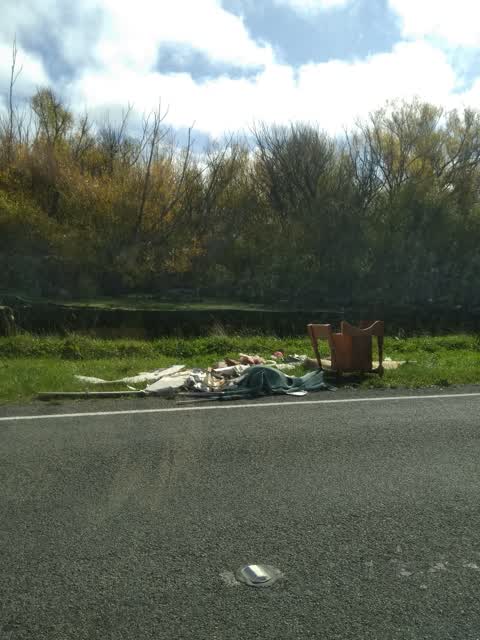 Rubbish/Recycling, a report photo