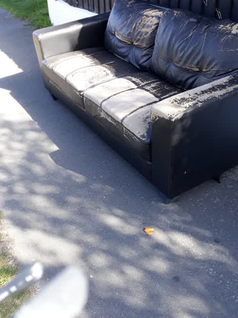 Rubbish/Recycling, a report photo