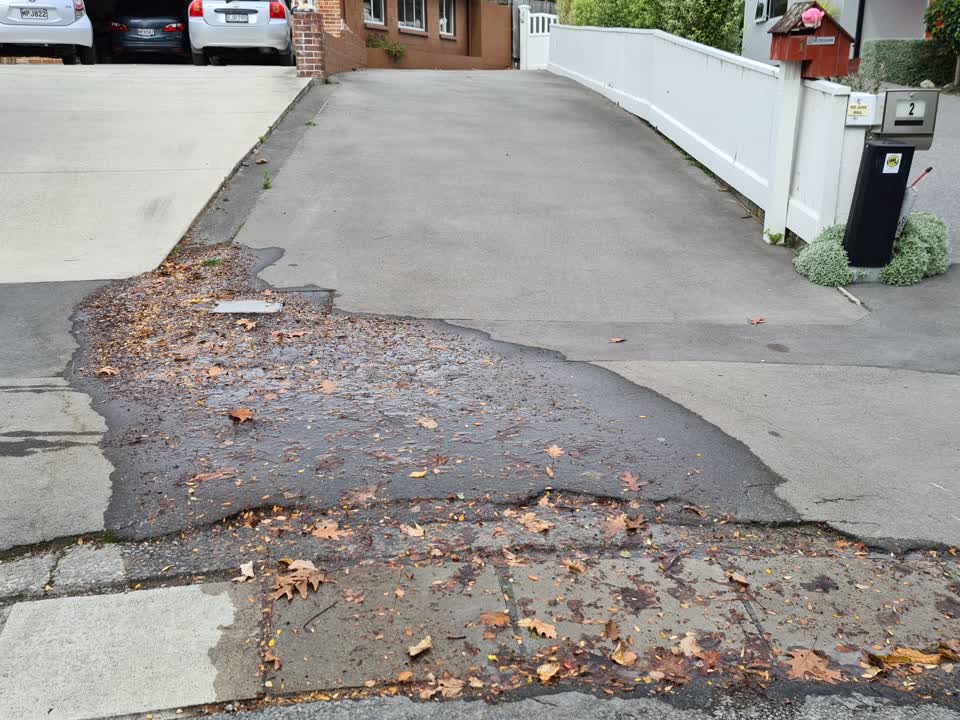 The photograph attached to this water supply report