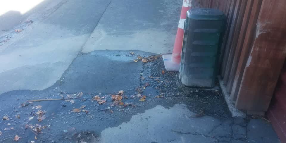 The photograph attached to this water supply report