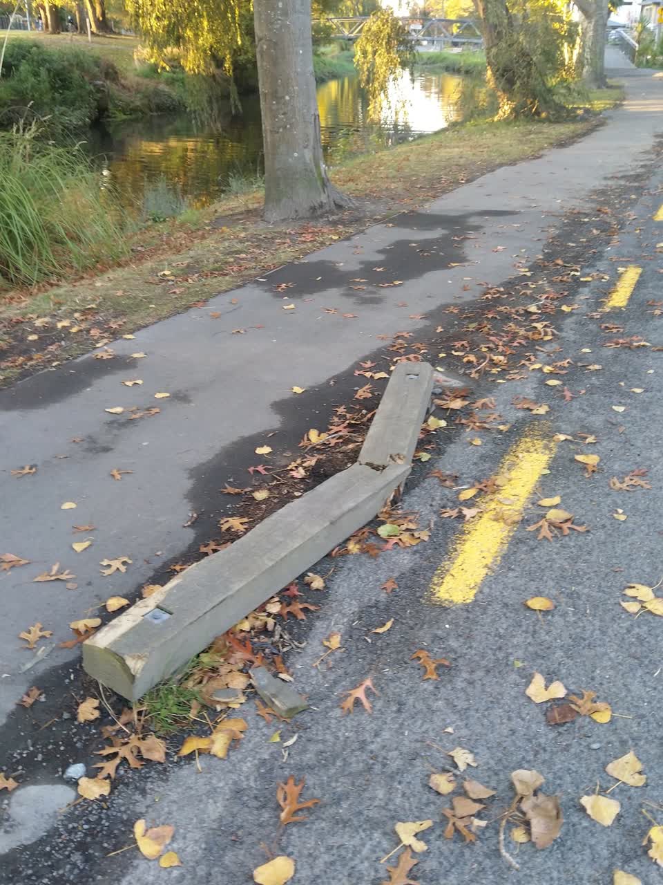 The photograph attached to this roading/streets report