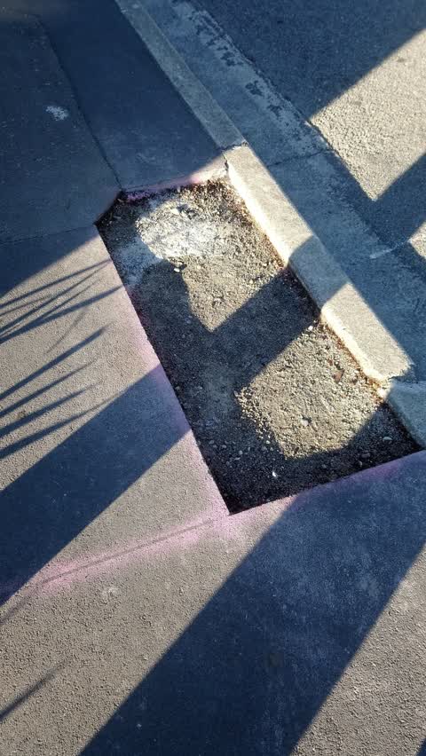 Roading/Streets, a report photo