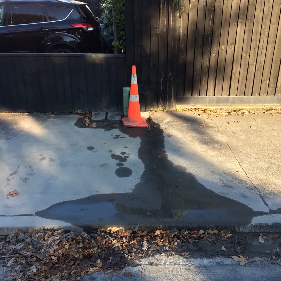 The photograph attached to this water supply report