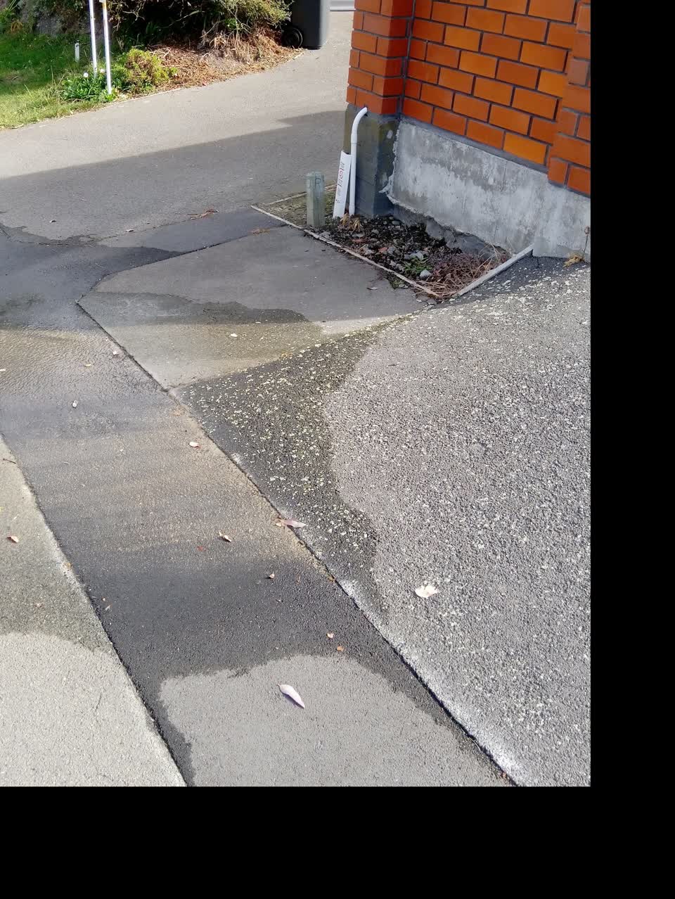 The photograph attached to this water supply report