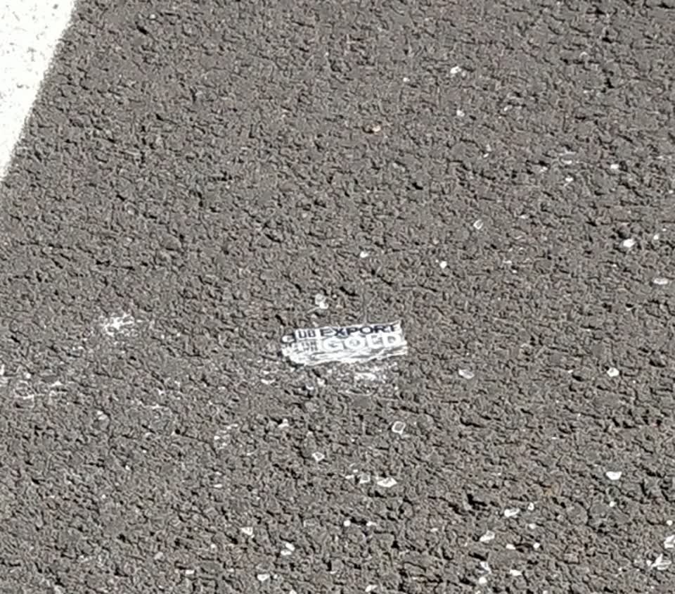 The photograph attached to this roading/streets report