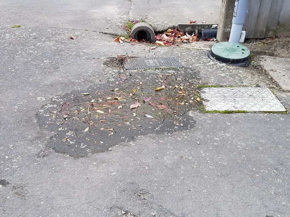 The photograph attached to this water supply report