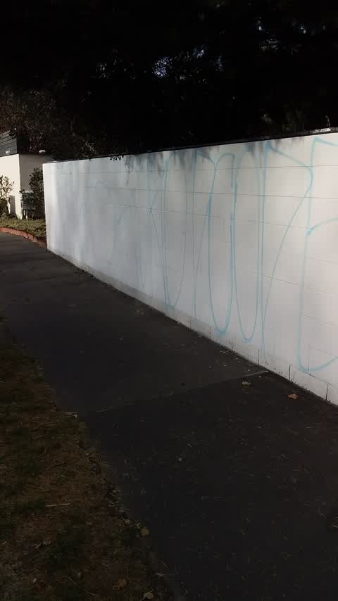 Graffiti, a report photo