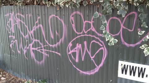 Graffiti, a report photo
