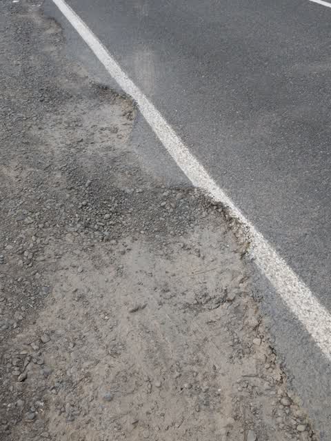 Roading/Streets, a report photo