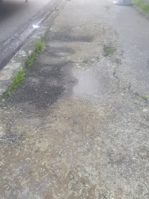 Roading/Streets, a report photo