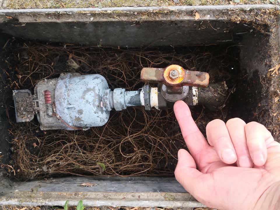 The photograph attached to this water supply report