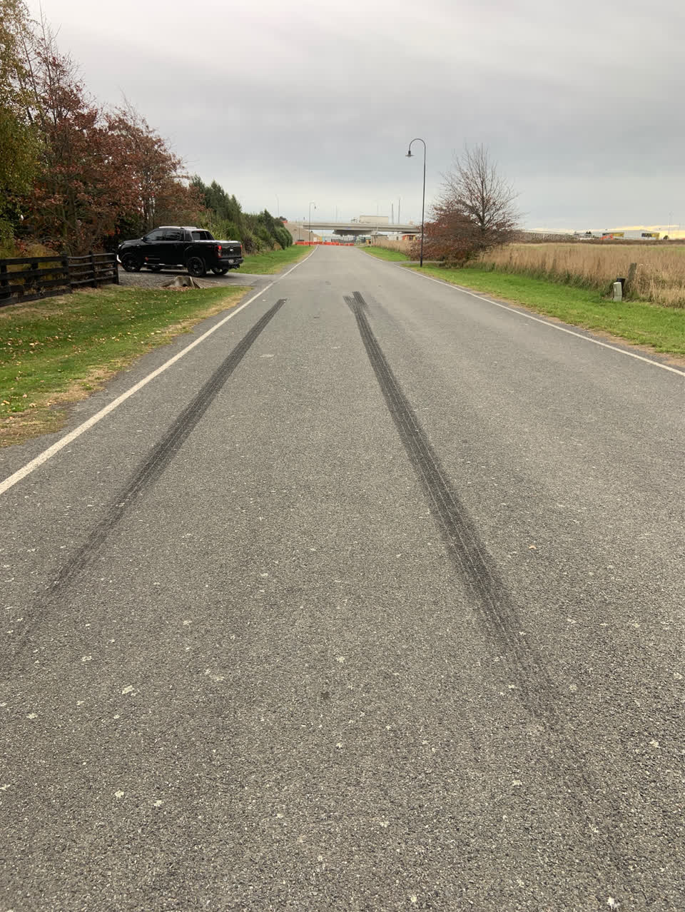 The photograph attached to this roading/streets report