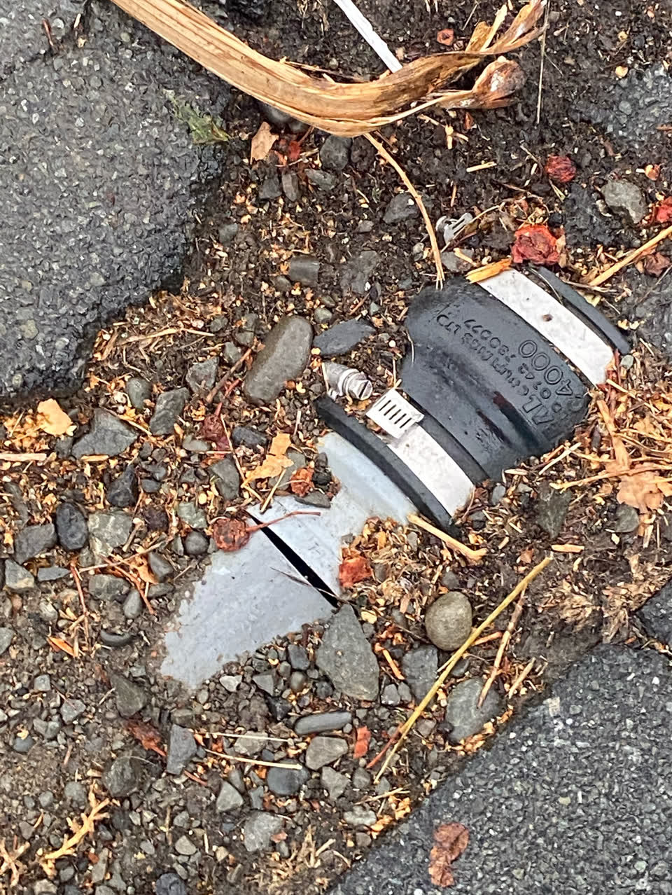 The photograph attached to this roading/streets report