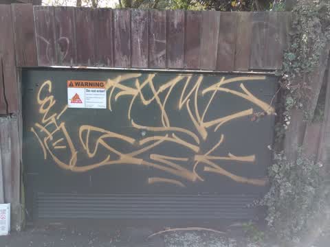 Graffiti, a report photo