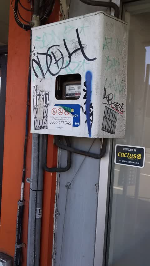 Graffiti, a report photo